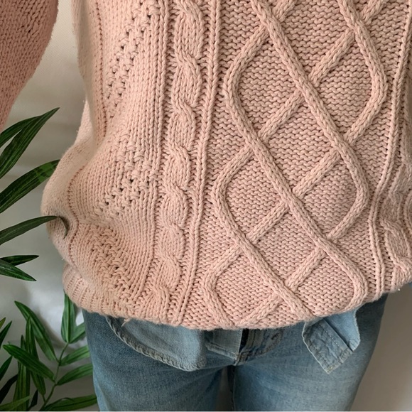 v i n t a g e :: Chunky Pastel Fisherman Aran Cable Knit Sweater - Picture 13 of 14